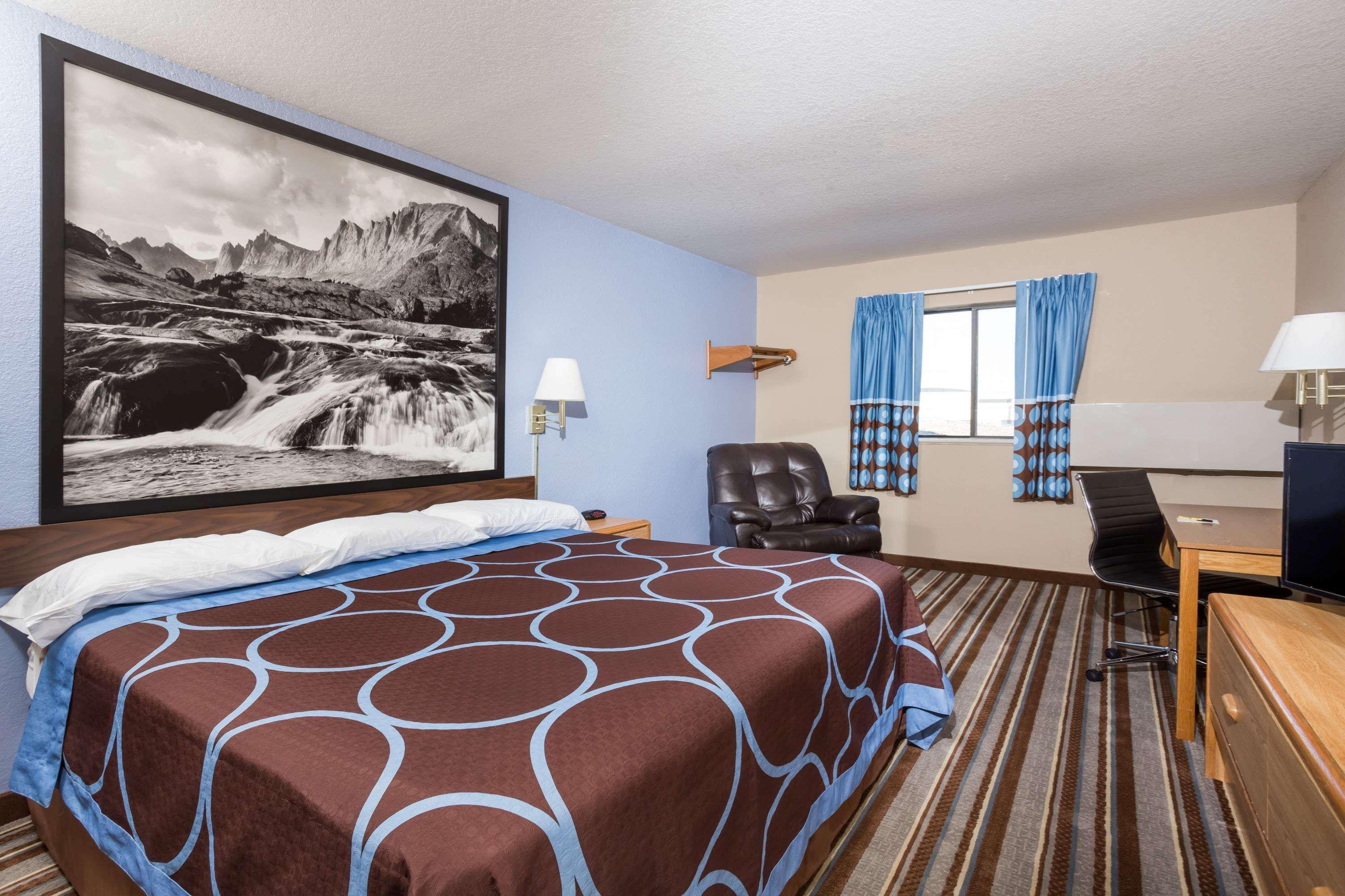 Grizzly Inn Грейт-Фолс Экстерьер фото